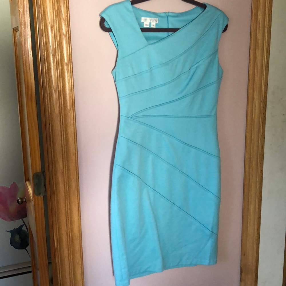 London Times Sleeveless Dress